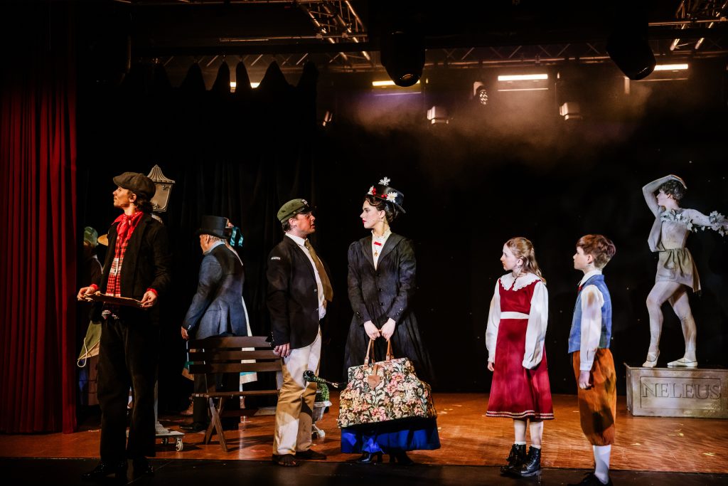 Mary Poppins - Beaconms